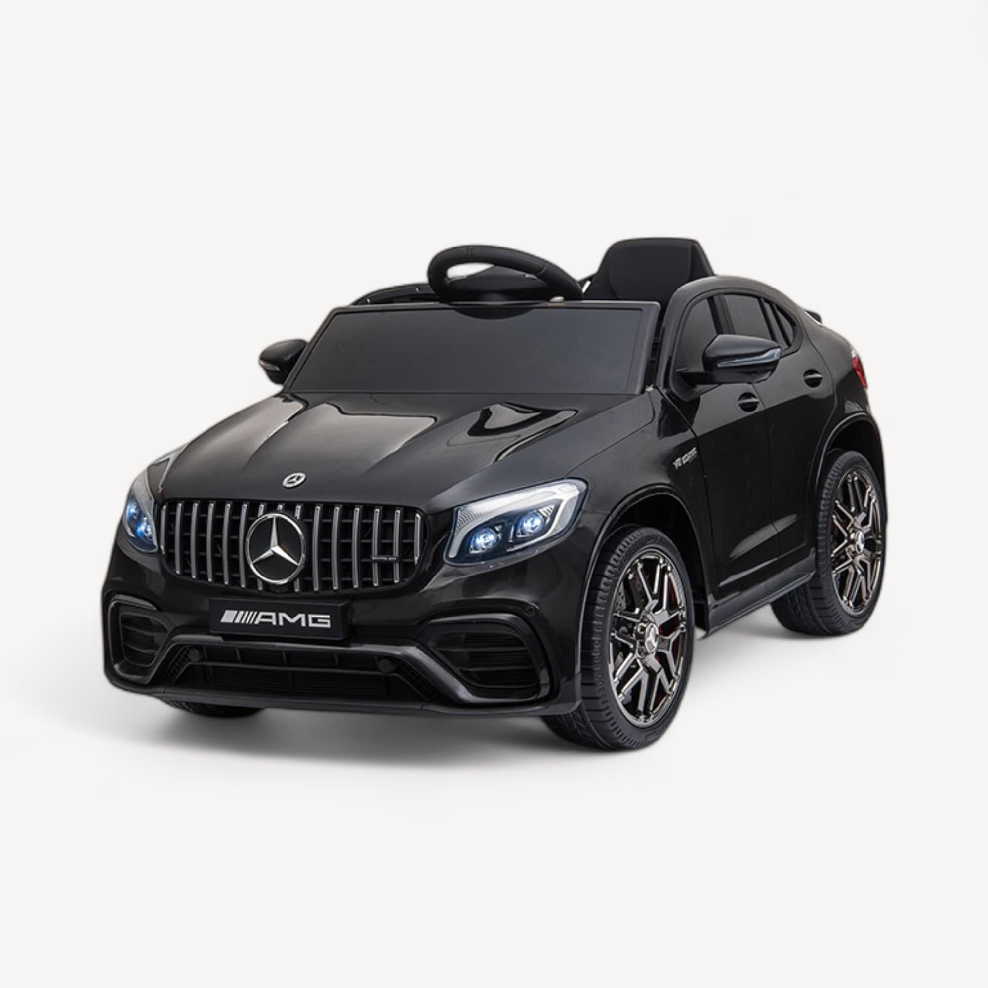 Mercedes GLC63 — dečiji auto na akumulator